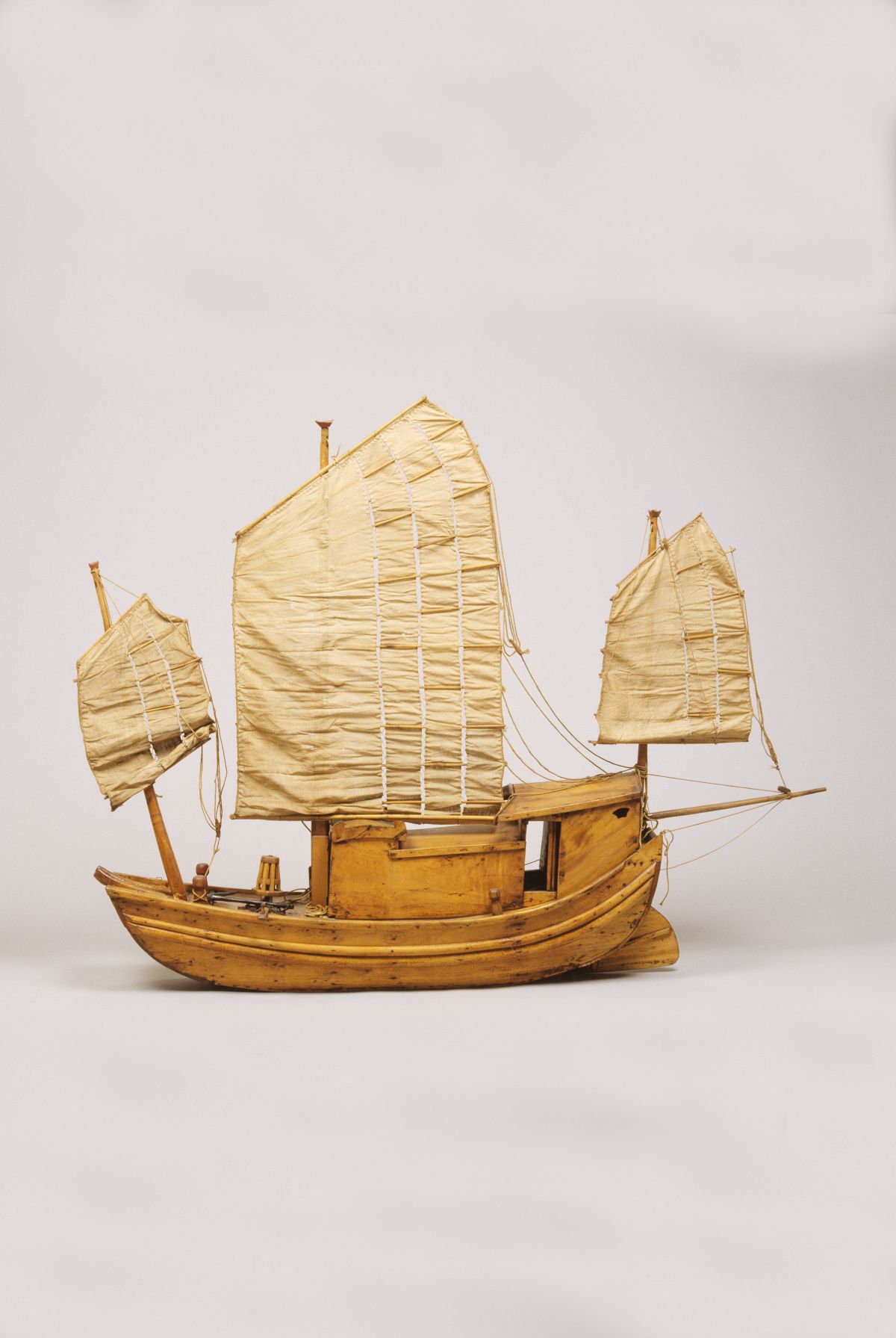 Verzameling Chinese scheepsmodellen